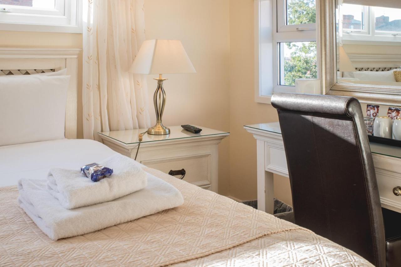 Arlana Guest House Cleethorpes Bagian luar foto