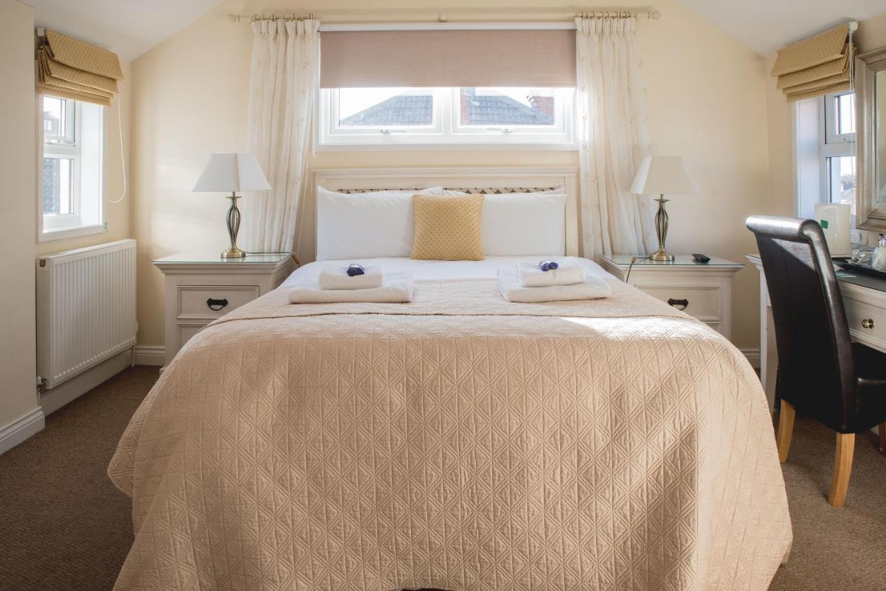 Arlana Guest House Cleethorpes Bagian luar foto